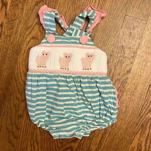 Three Sisters pig smocked striped romper size Newborn